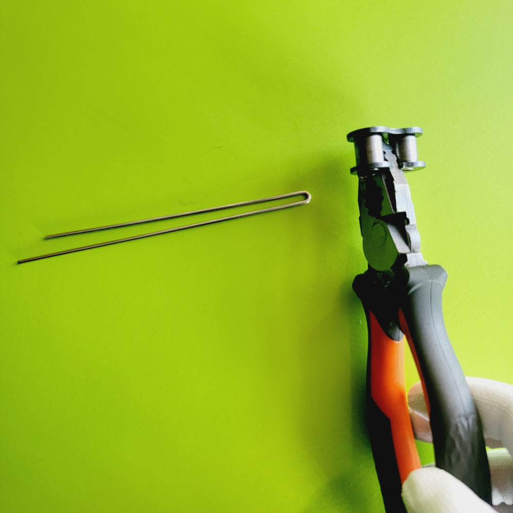 Making wire keychain hook auxiliary tools - wire folding pliers