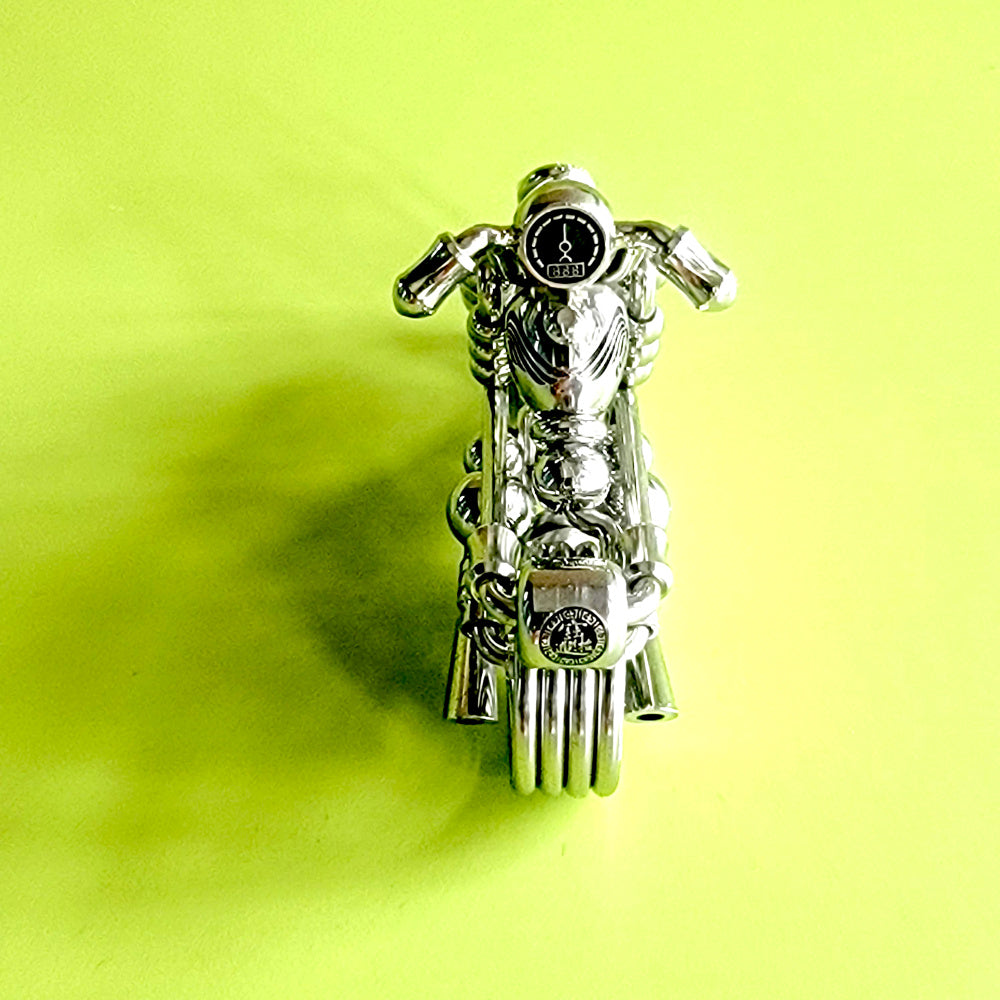 Creative Handamde Steel Wire-Wrapped  Motorcycle Backpack Keychains