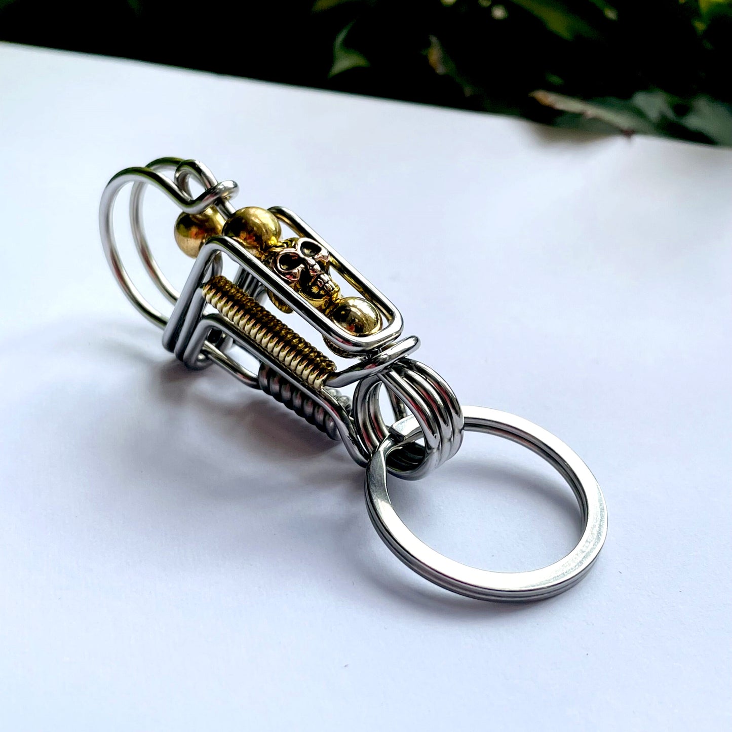 Fashion Skull Handmade Wire Keychain Gifts