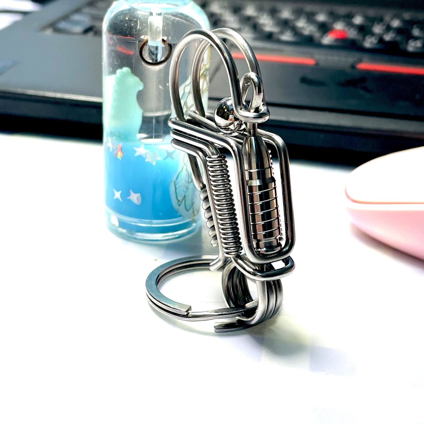 Creative Handmade Wire Keychain
